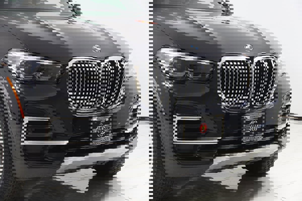 Used 2023 BMW X5 xDrive40i w/ Premium Package image 44