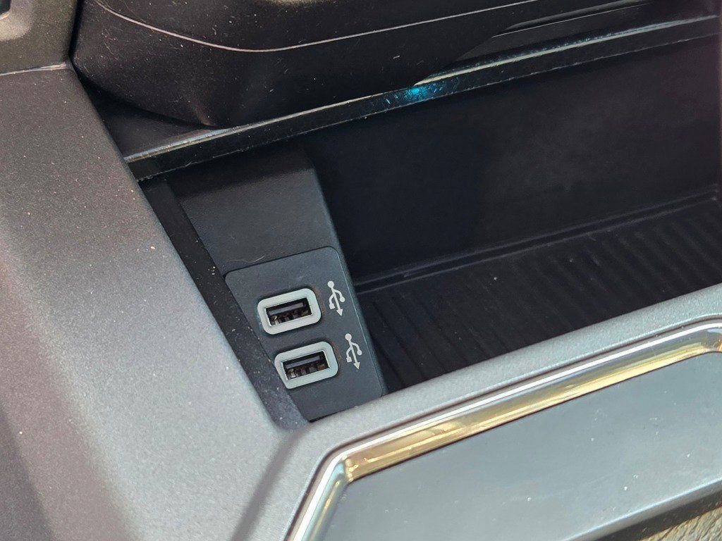 Used 2017 Ford F150 Raptor w/ Equipment Group 802A Luxury image 31