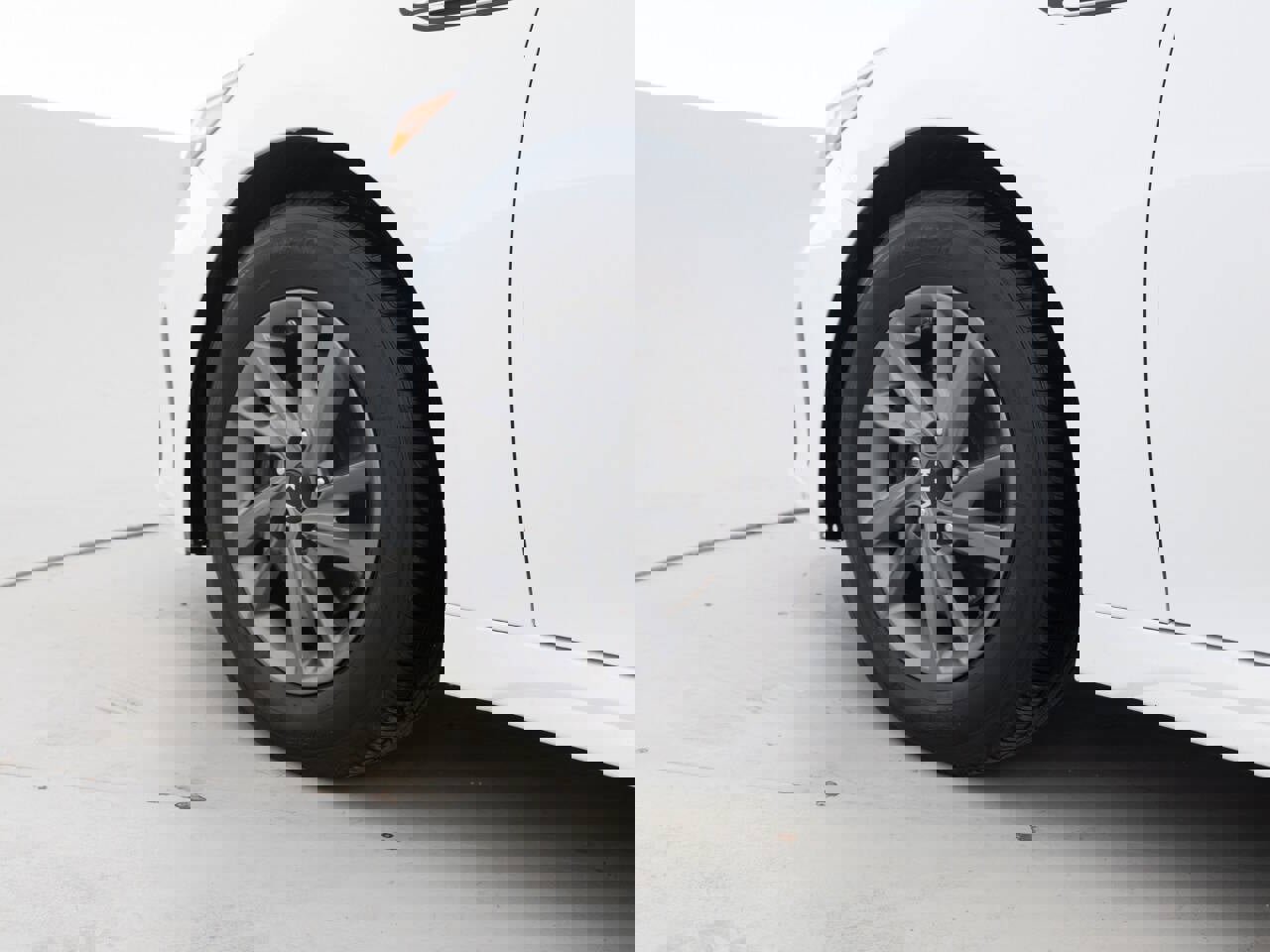 Used 2020 Kia Optima LX image 17