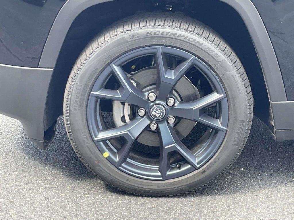 New 2026 Jeep Cherokee Limited AWD/4WD image 11