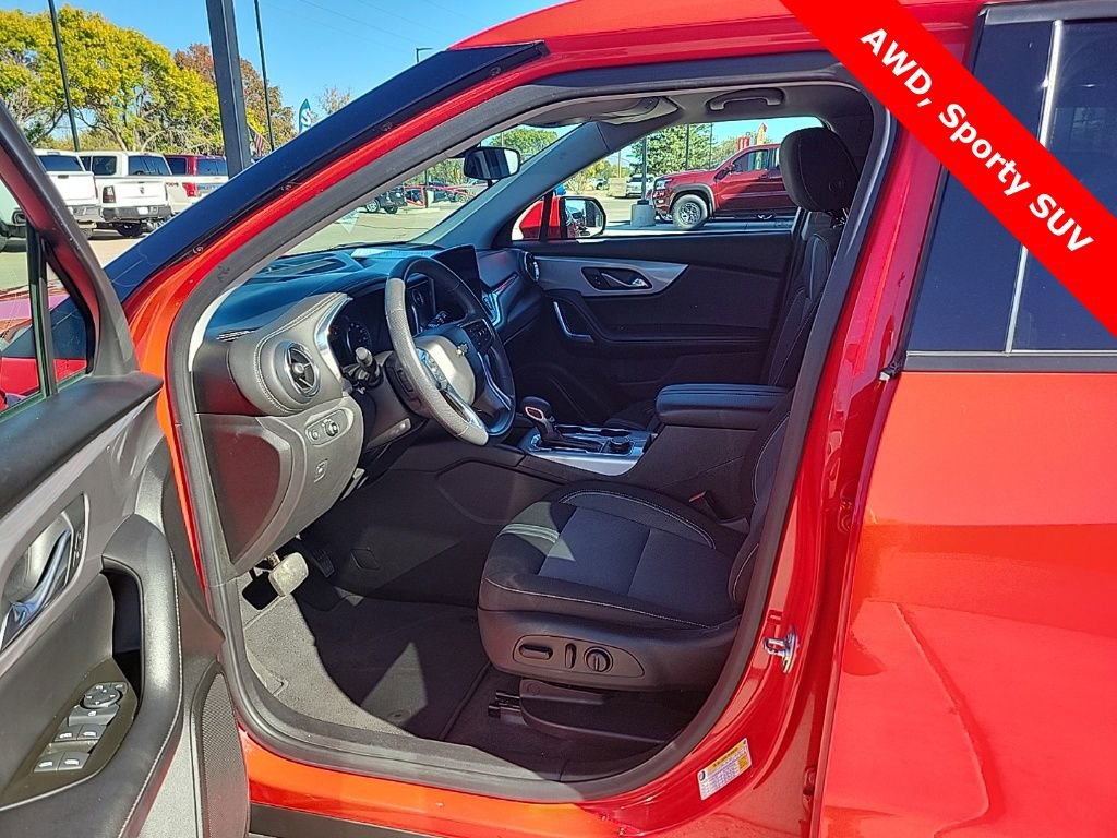 Used 2023 Chevrolet Blazer LT AWD/4WD image 10