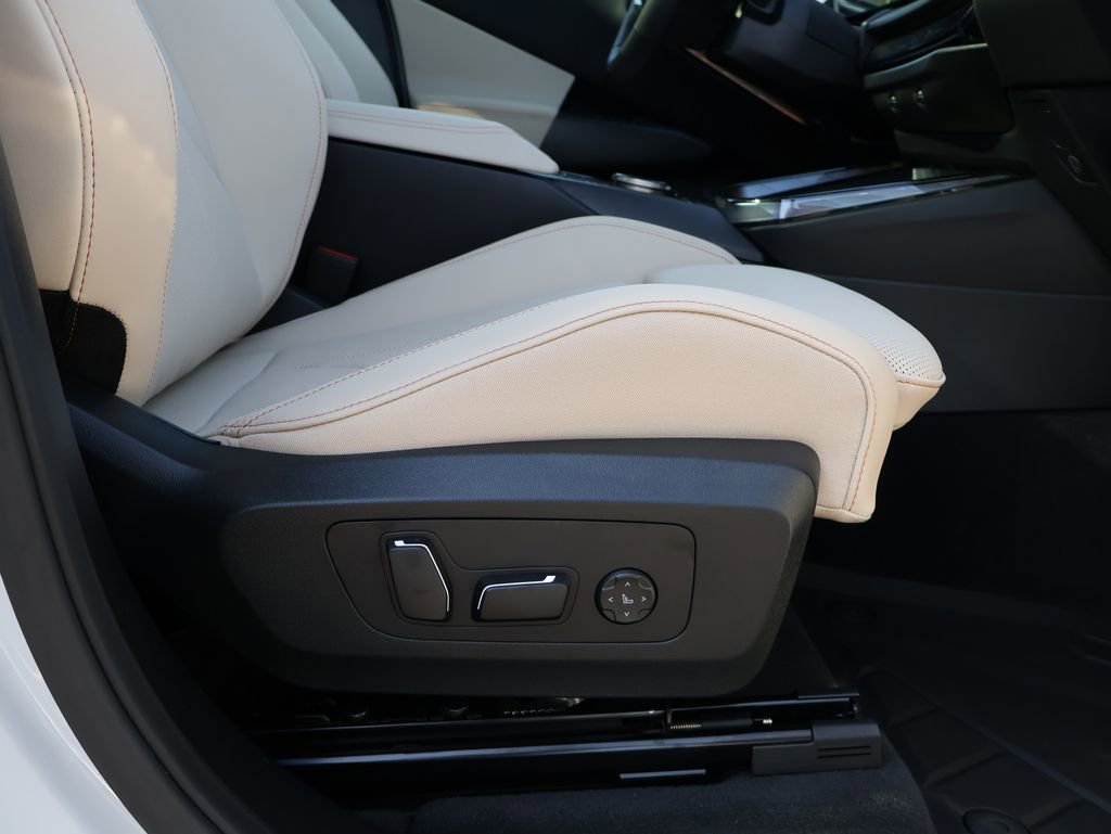 New 2025 BMW X3 xDrive30i w/ Convenience Package image 14