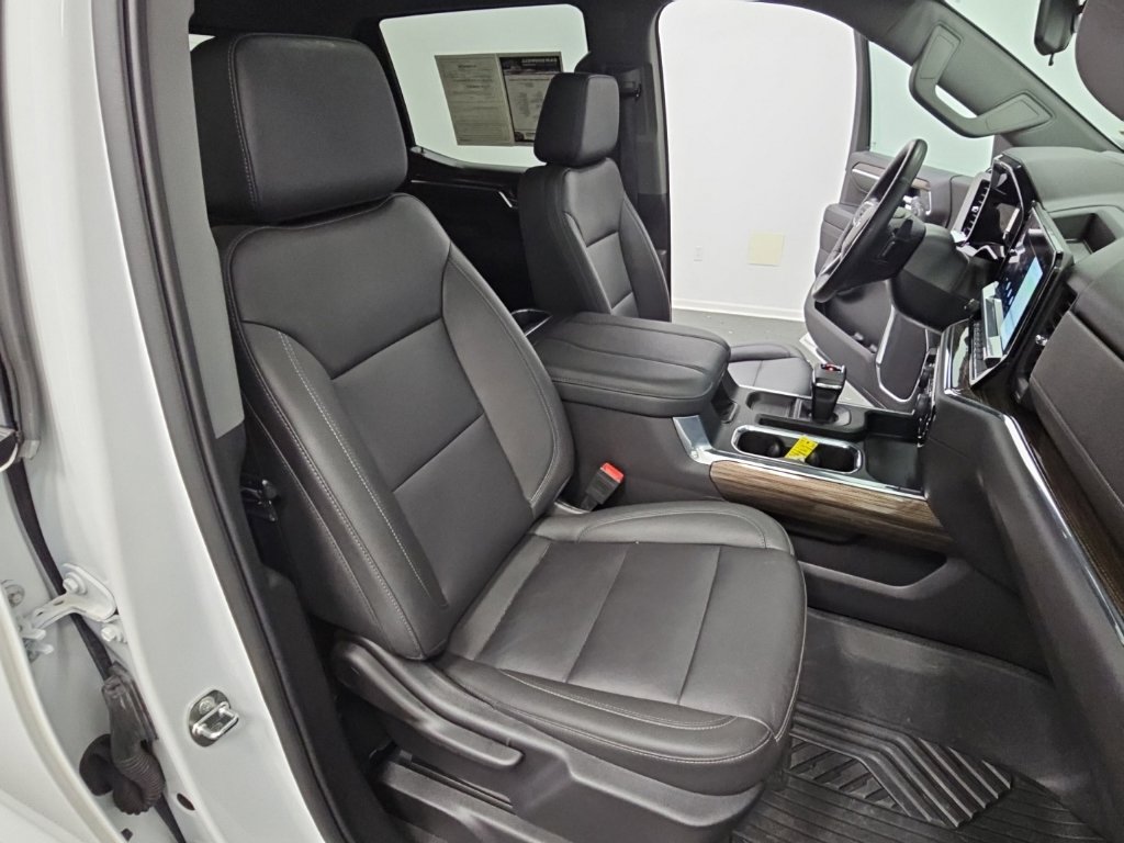 Used 2024 Chevrolet Silverado 1500 LT Trail Boss w/ LT Trail Boss Premium Package AWD/4WD image 43