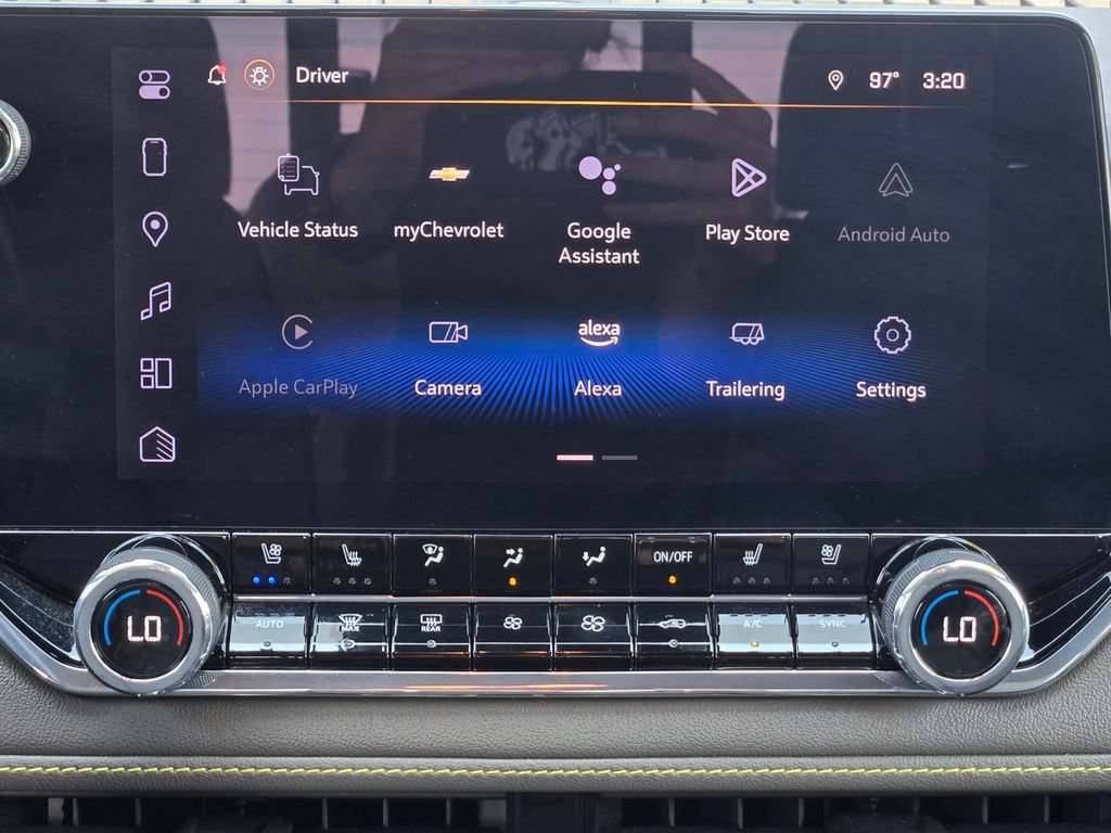 Certified 2024 Chevrolet Colorado ZR2 w/ ZR2 Convenience Package III AWD/4WD image 17