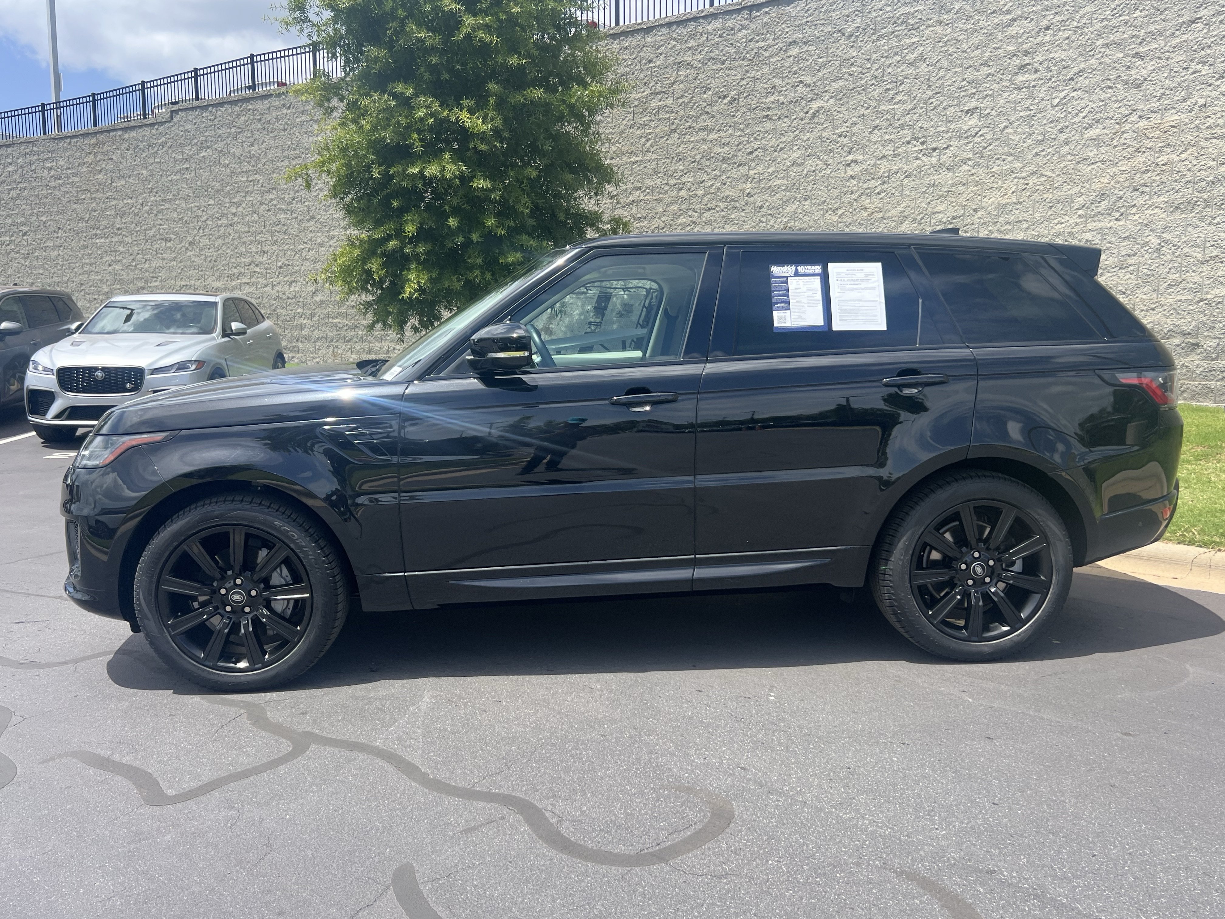Used 2022 Land Rover Range Rover Sport HSE Silver Edition AWD/4WD image 4