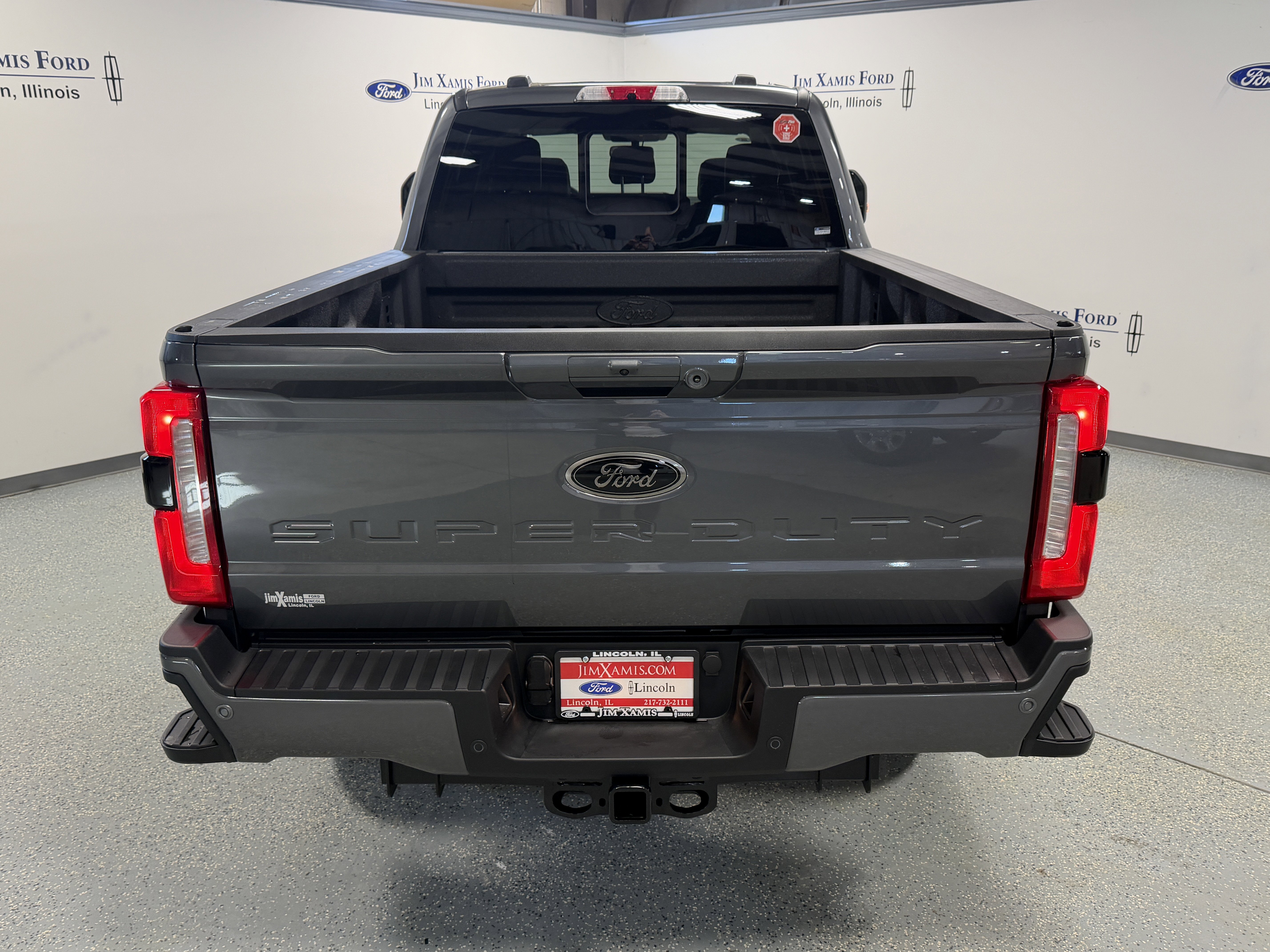 New 2026 Ford F250 Lariat w/ Black Appearance Package image 5