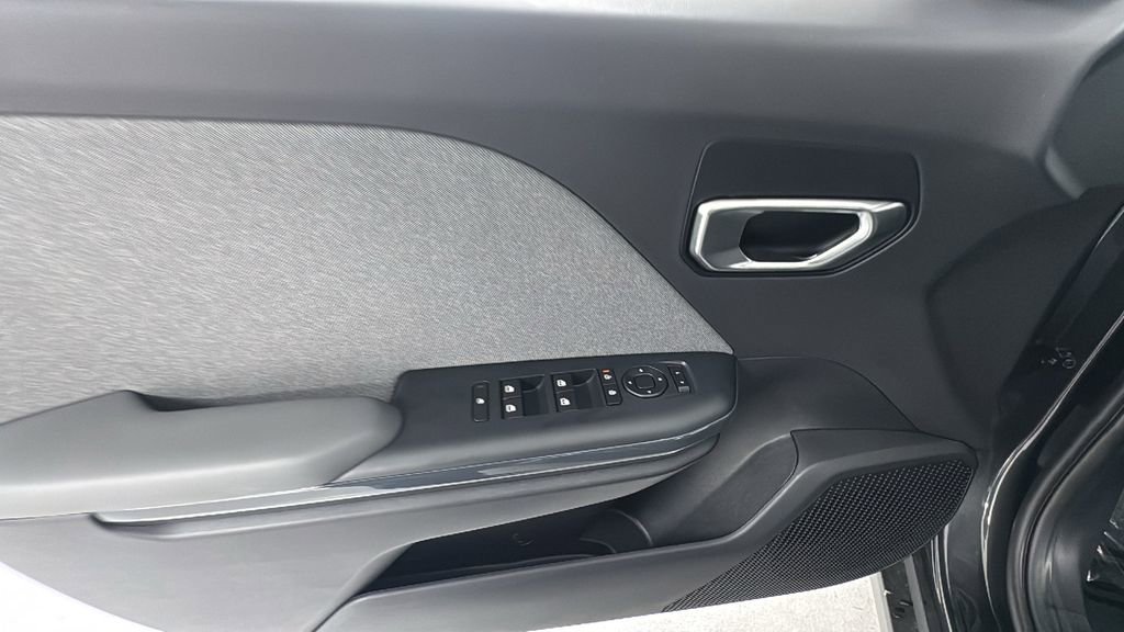 New 2025 Kia K4 EX image 17