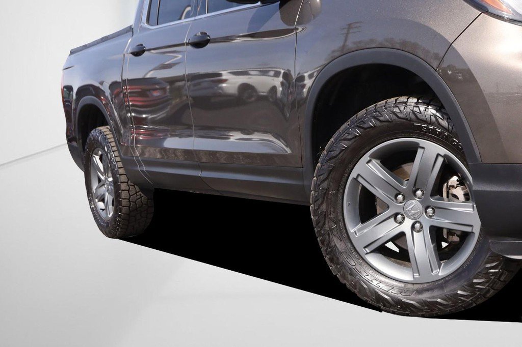 Used 2022 Honda Ridgeline RTL-E image 3