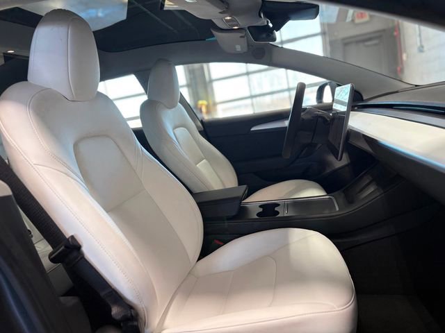 Used 2023 Tesla Model 3 Standard Range image 24