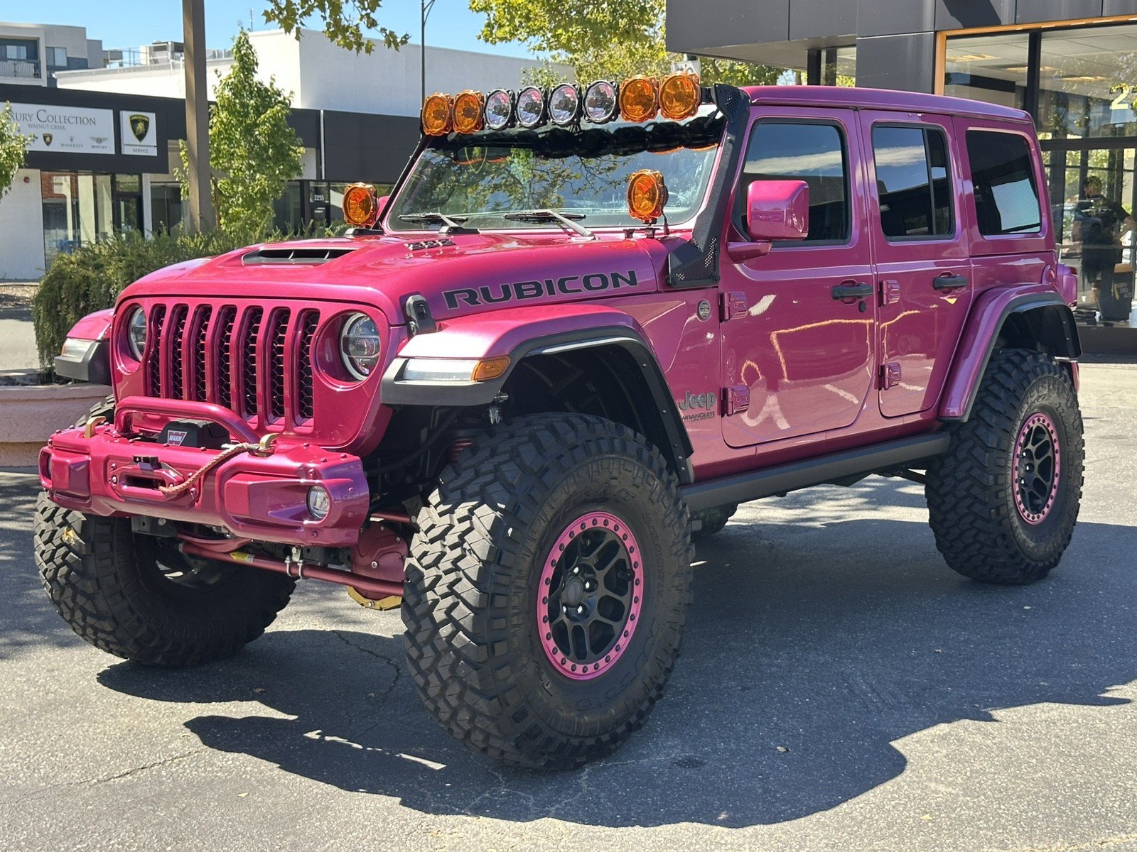Used 2022 Jeep Wrangler Unlimited Rubicon w/ Xtreme Recon 35" Tire Package AWD/4WD image 3