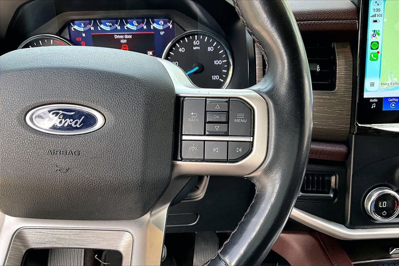 Used 2023 Ford Expedition Limited image 11