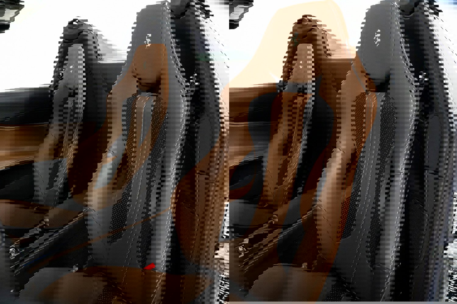 Used 2023 Ferrari 812 GTS image 36