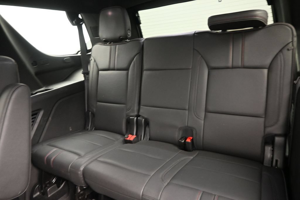 Used 2024 Chevrolet Tahoe RST w/ Luxury Package RWD image 15