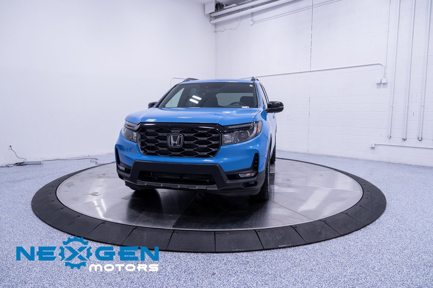 Used 2025 Honda Passport TrailSport image 29