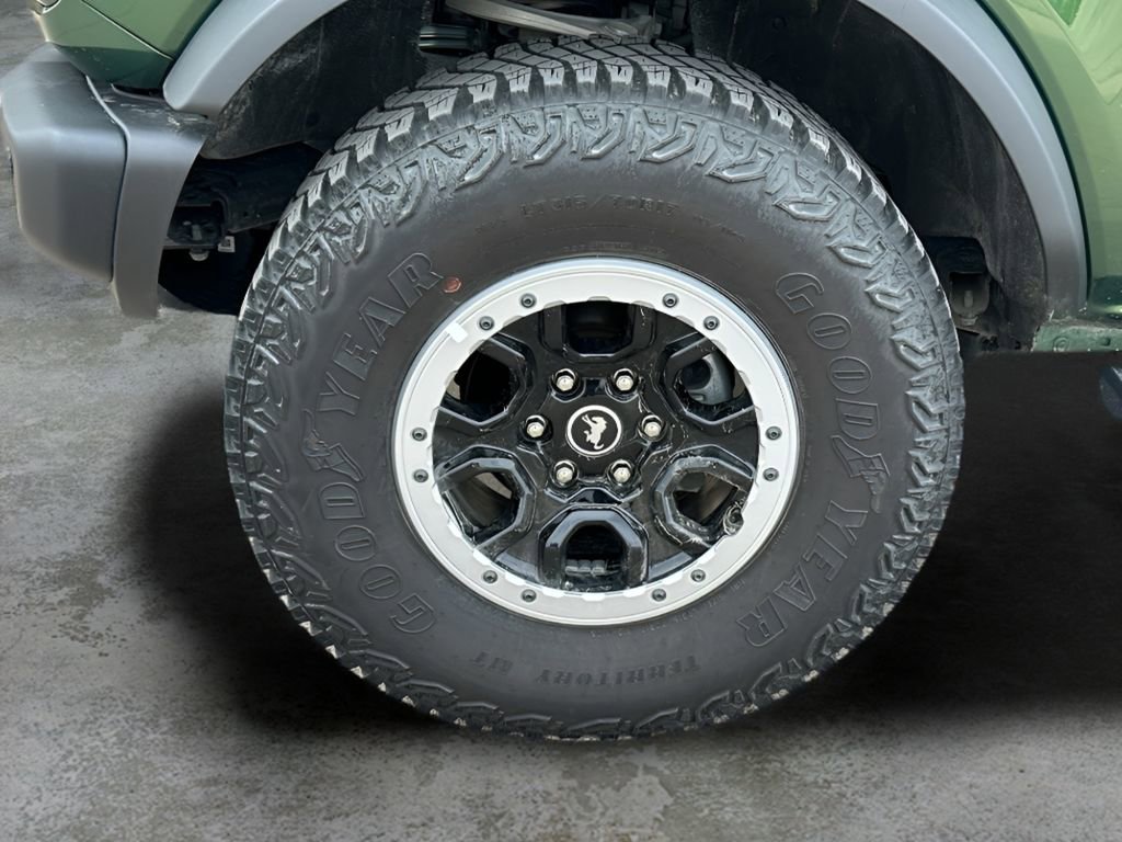 Used 2023 Ford Bronco Badlands image 9