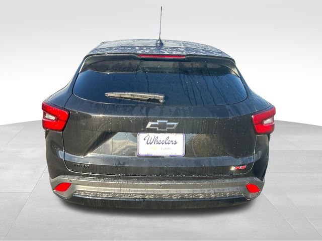 New 2026 Chevrolet Trax RS w/ Sunroof Package FWD image 4