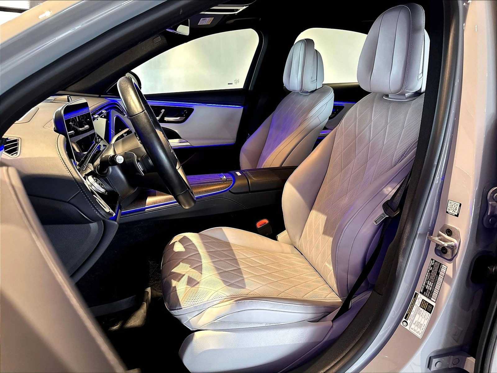 Used 2024 Mercedes-Benz E 450 4MATIC Sedan image 8