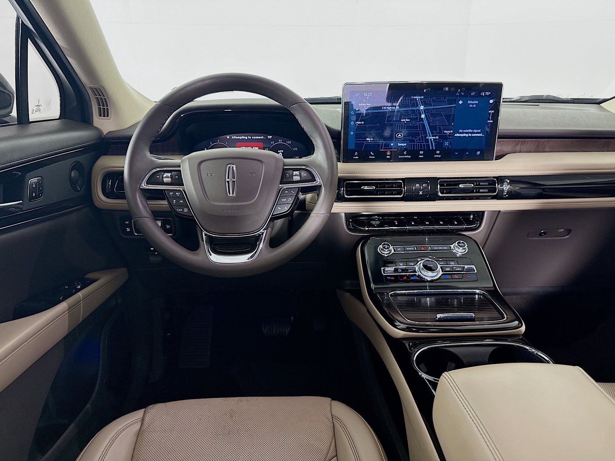 Used 2021 Lincoln Nautilus Reserve image 28