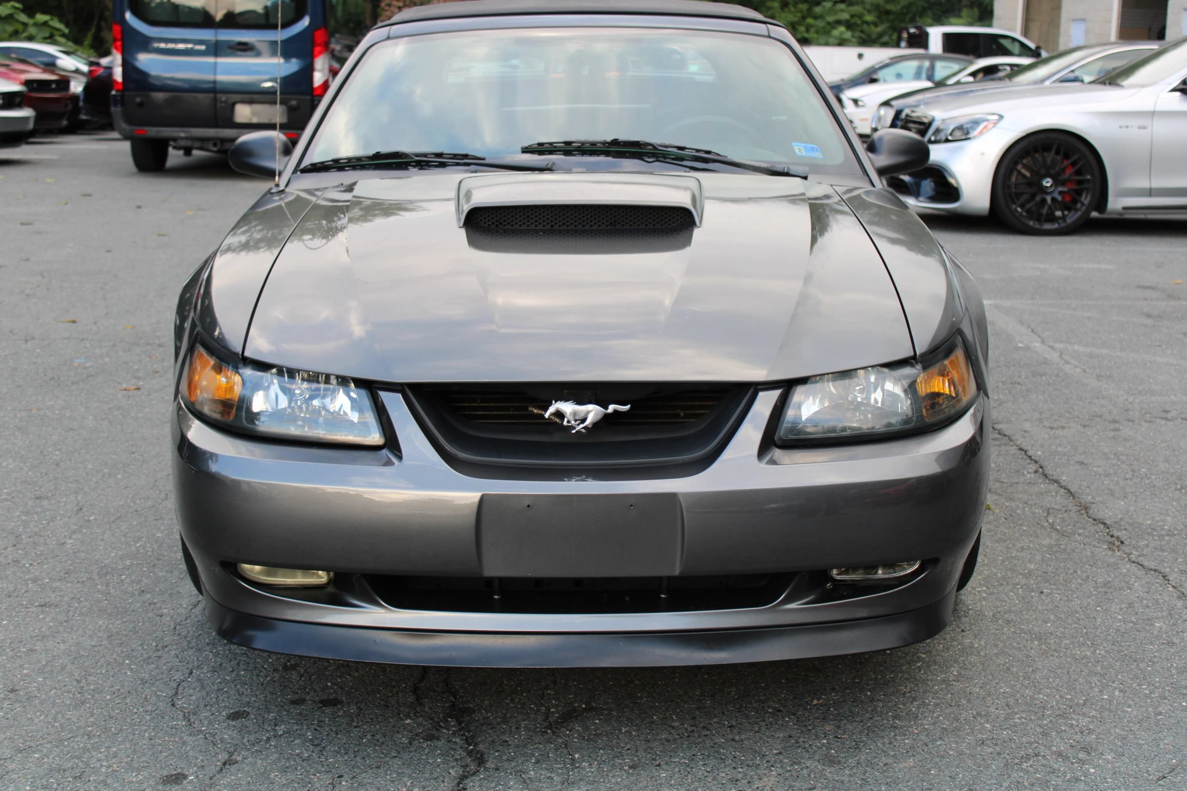 Used 2004 Ford Mustang GT RWD image 2
