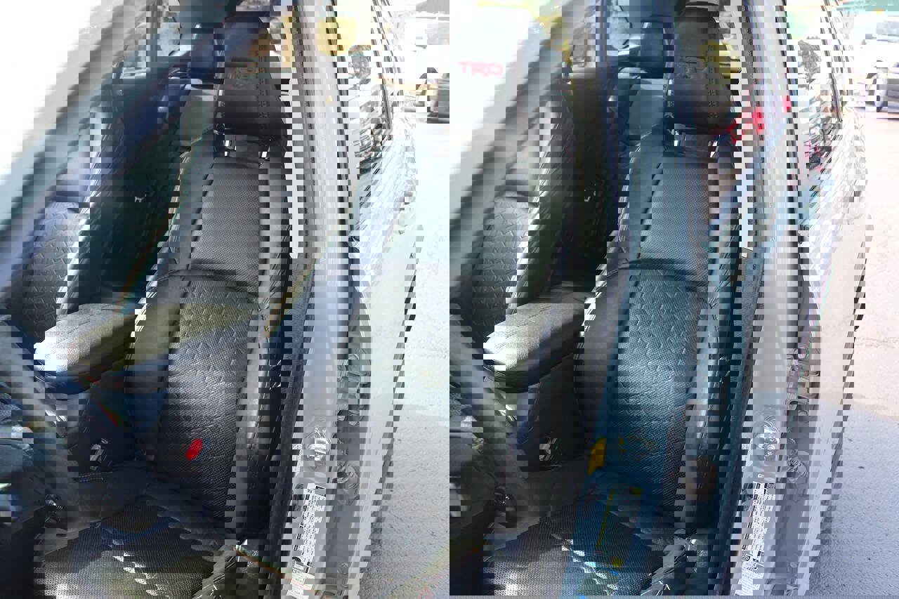 Used 2020 Toyota RAV4 TRD Off-Road w/ TRD Off-Road Weather Package image 12