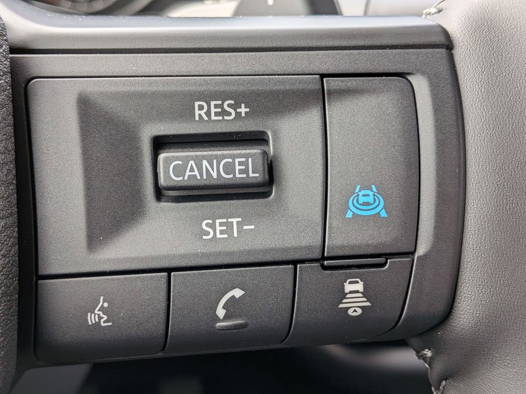 New 2026 Nissan Pathfinder SV image 14