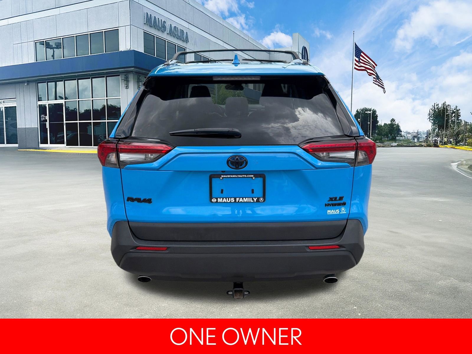Used 2021 Toyota RAV4 XLE Premium AWD/4WD image 5