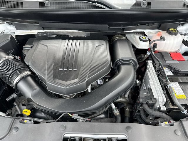 Used 2025 Chevrolet Traverse LT AWD/4WD image 27