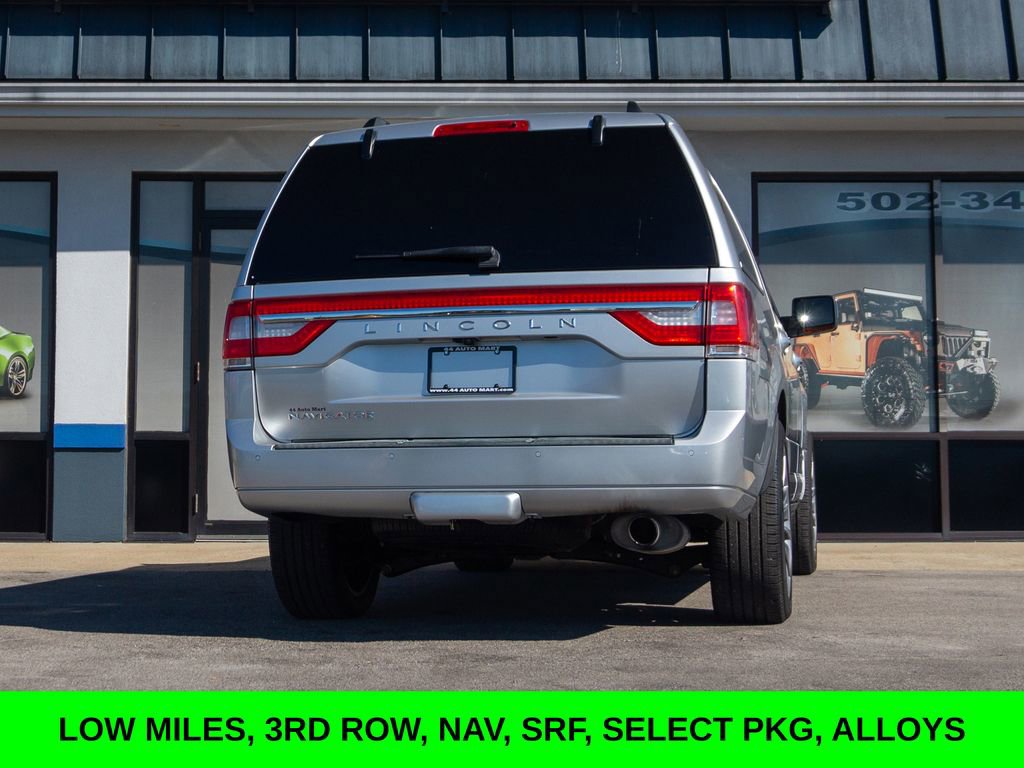 Used 2017 Lincoln Navigator Select image 5