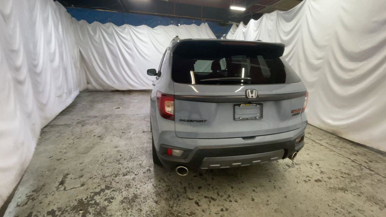 Used 2023 Honda Passport TrailSport image 7
