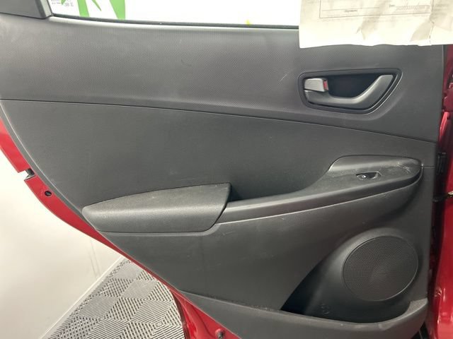 Used 2019 Hyundai Kona SE AWD/4WD image 18