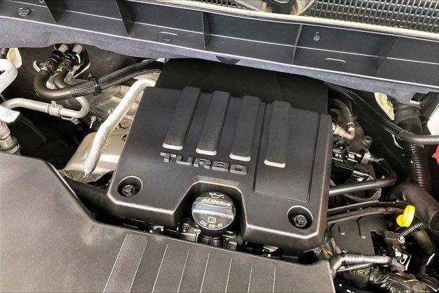 Used 2025 GMC Sierra 1500 Elevation AWD/4WD image 32