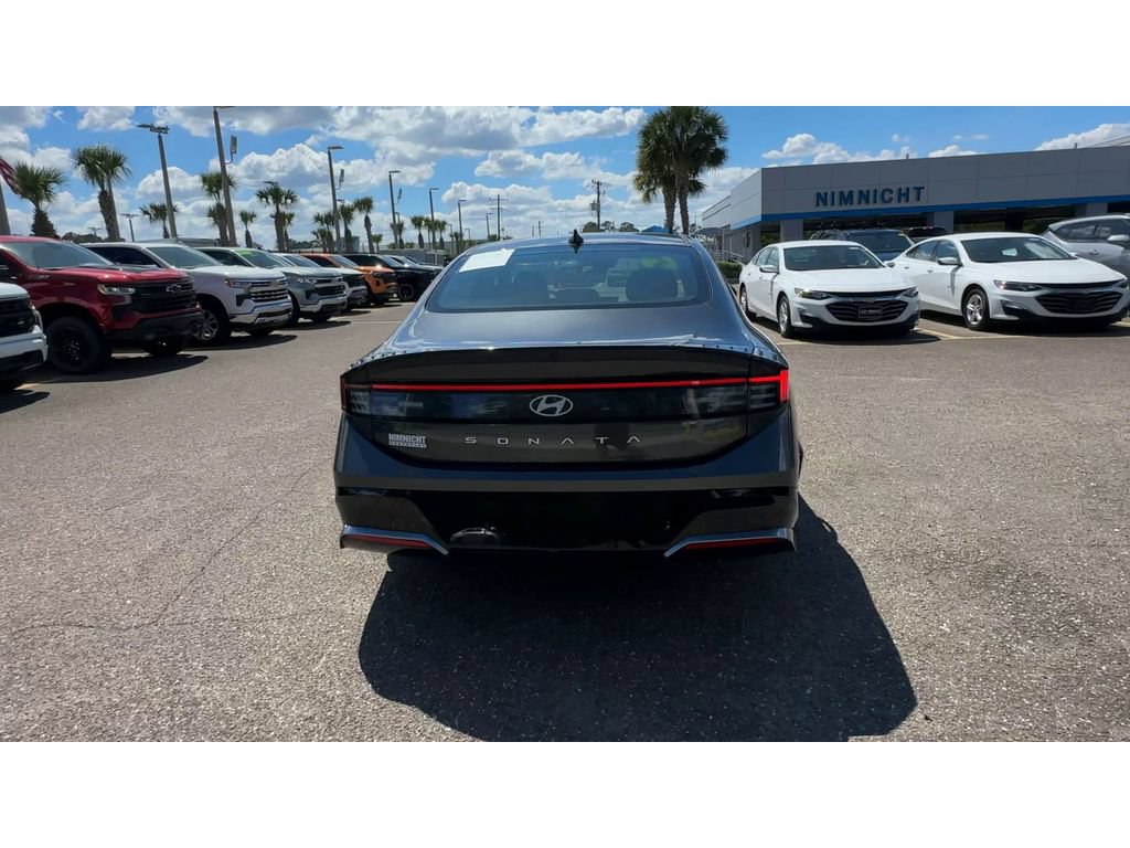 Used 2024 Hyundai Sonata SEL FWD image 3