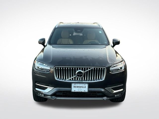 Used 2024 Volvo XC90 B6 Ultimate w/ Protection Package image 9