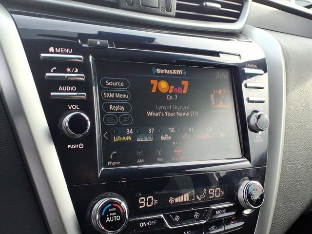 Used 2021 Nissan Murano SV image 11