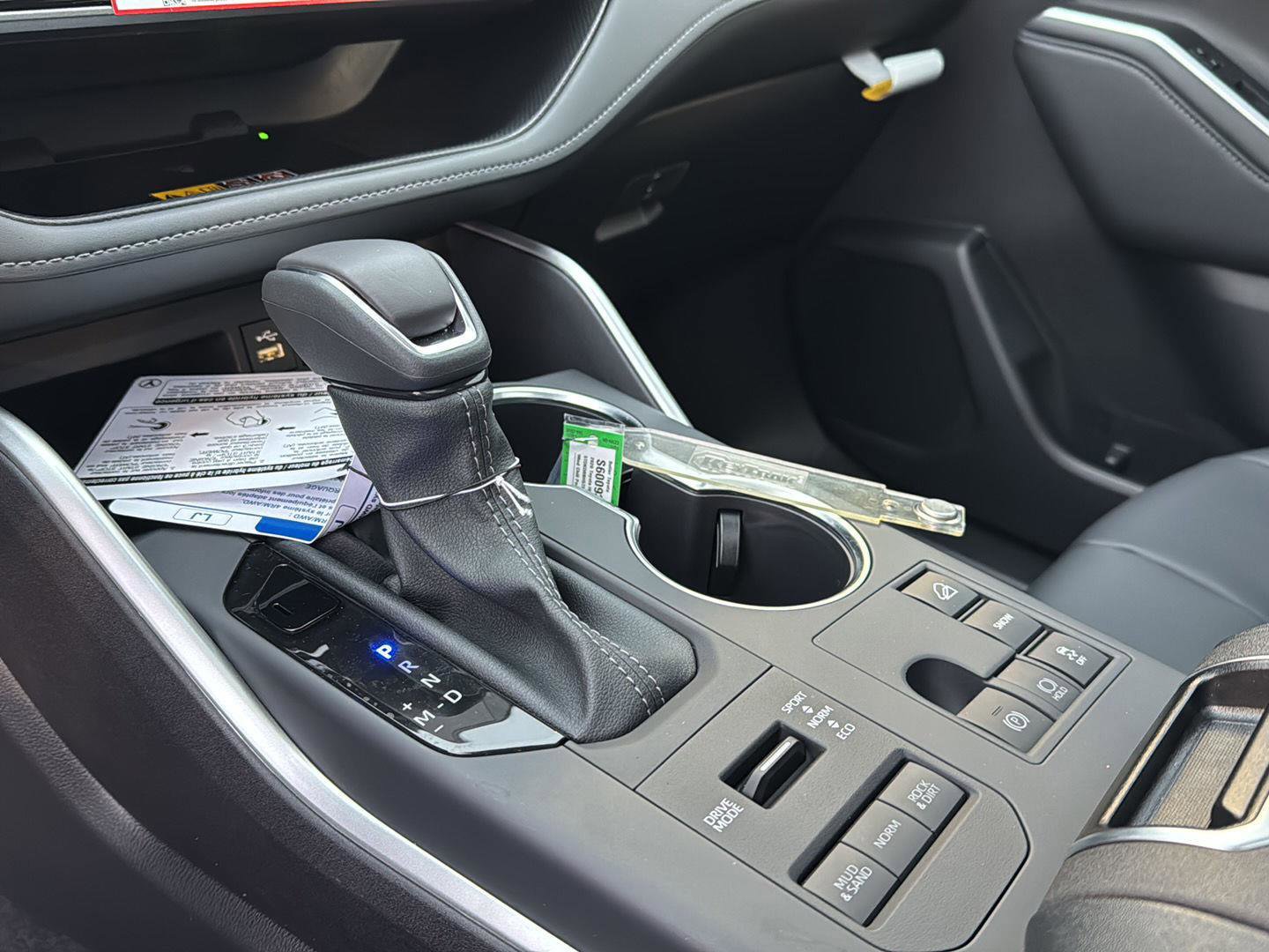 New 2026 Toyota Highlander XLE image 24