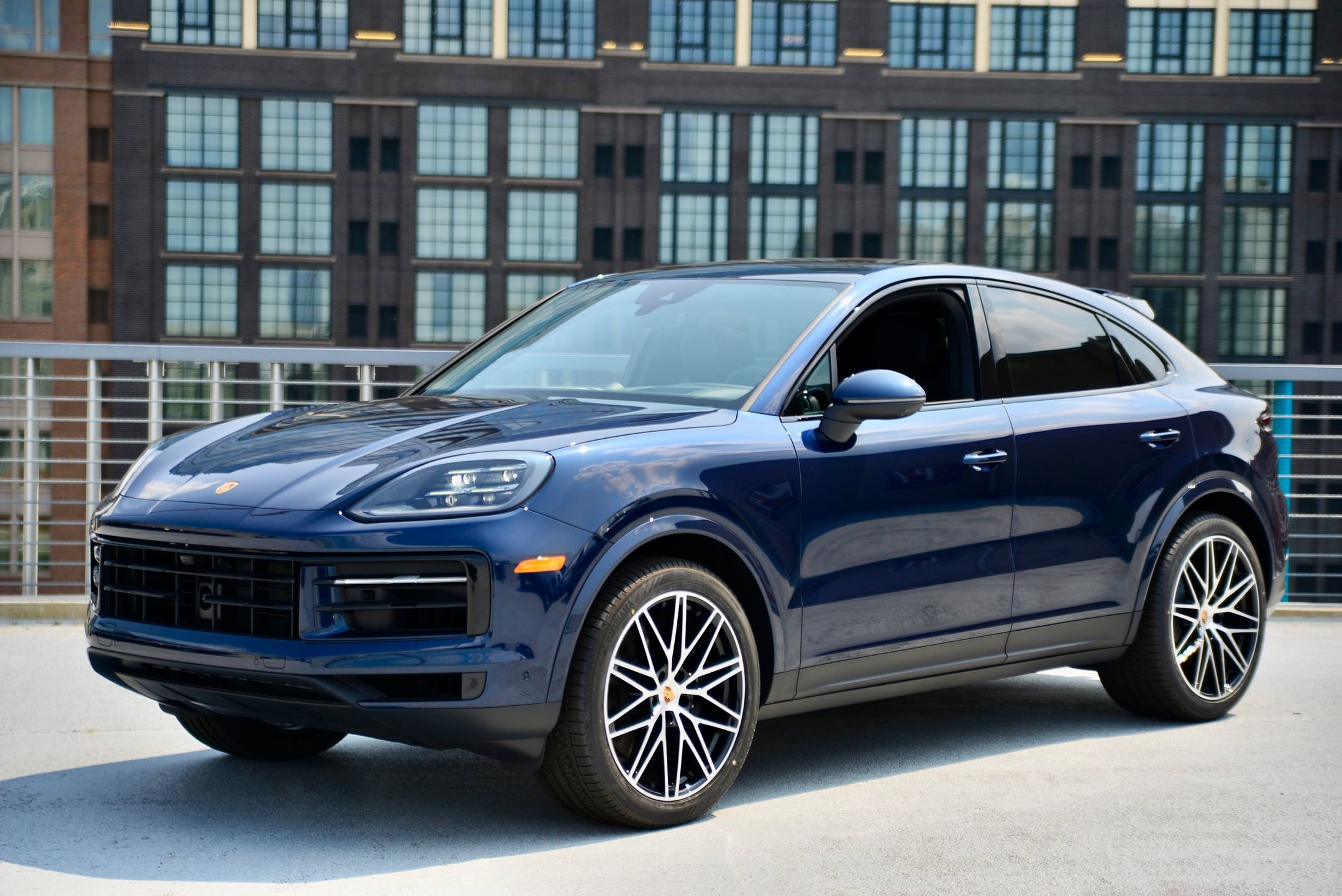 Certified 2026 Porsche Cayenne Coupe AWD image 1