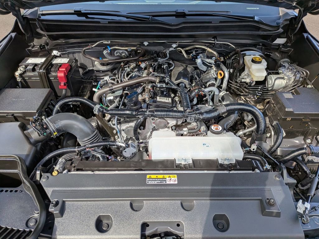 Used 2025 Toyota Tacoma TRD Sport AWD/4WD image 23