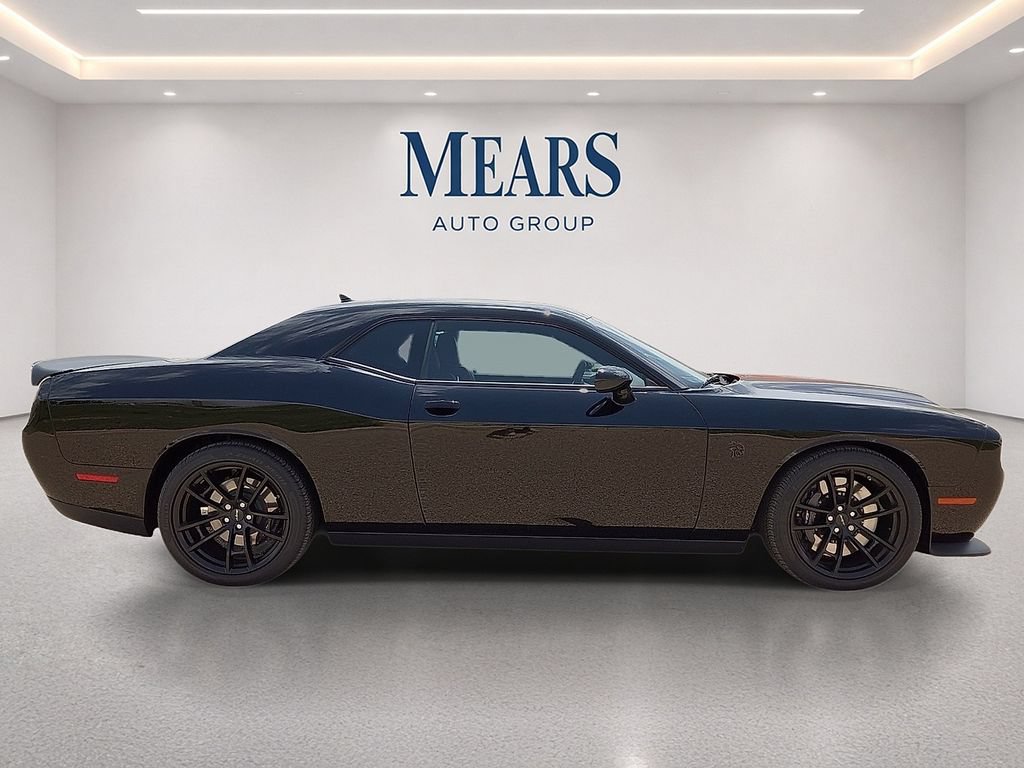 Used 2023 Dodge Challenger SRT Hellcat RWD image 6