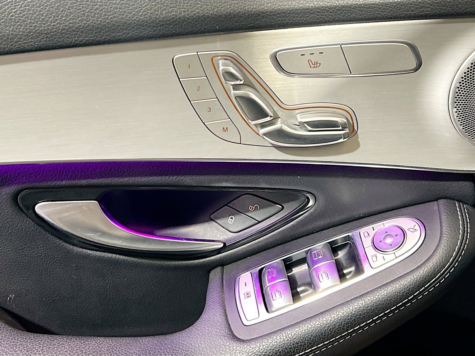 Used 2021 Mercedes-Benz C 300 Sedan image 13