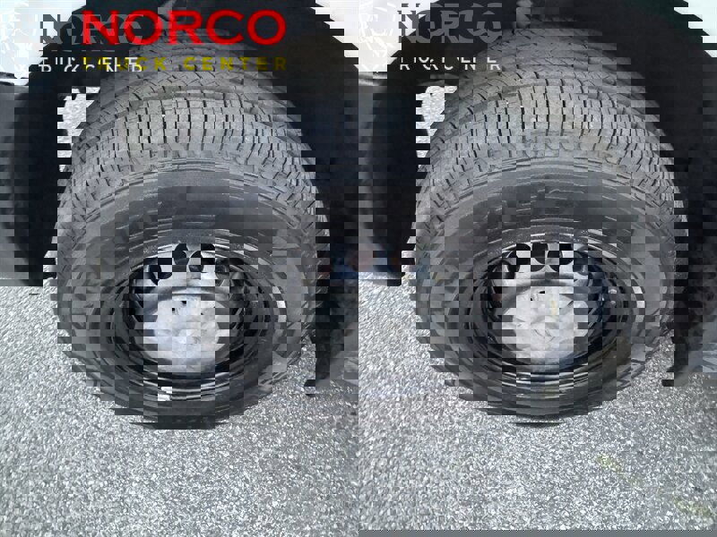 Used 2016 Mercedes-Benz Sprinter 2500 image 12