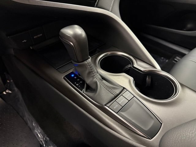 Certified 2024 Toyota Camry SE FWD image 16