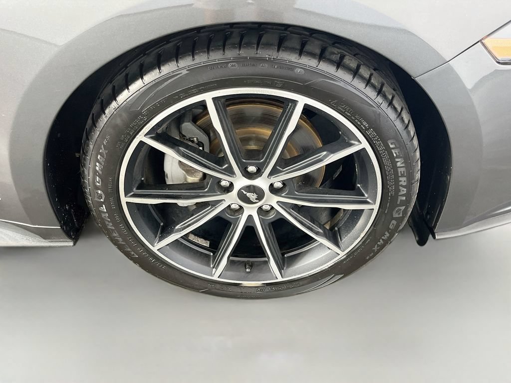 Used 2020 Ford Mustang Coupe w/ Equipment Group 101A RWD image 32