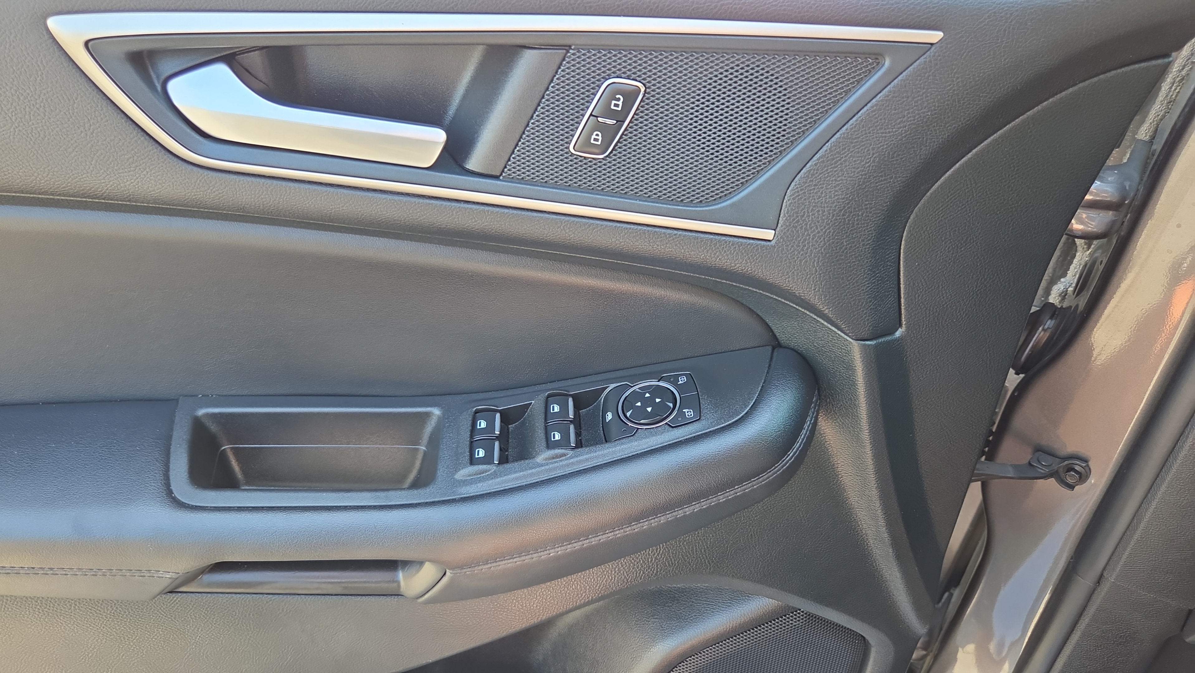 Used 2024 Ford Edge SEL AWD/4WD image 27