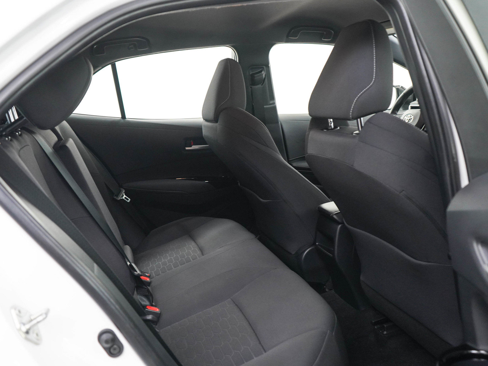 Used 2022 Toyota Corolla SE FWD image 11