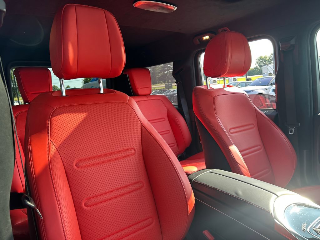 Used 2025 Mercedes-Benz G 550 image 28