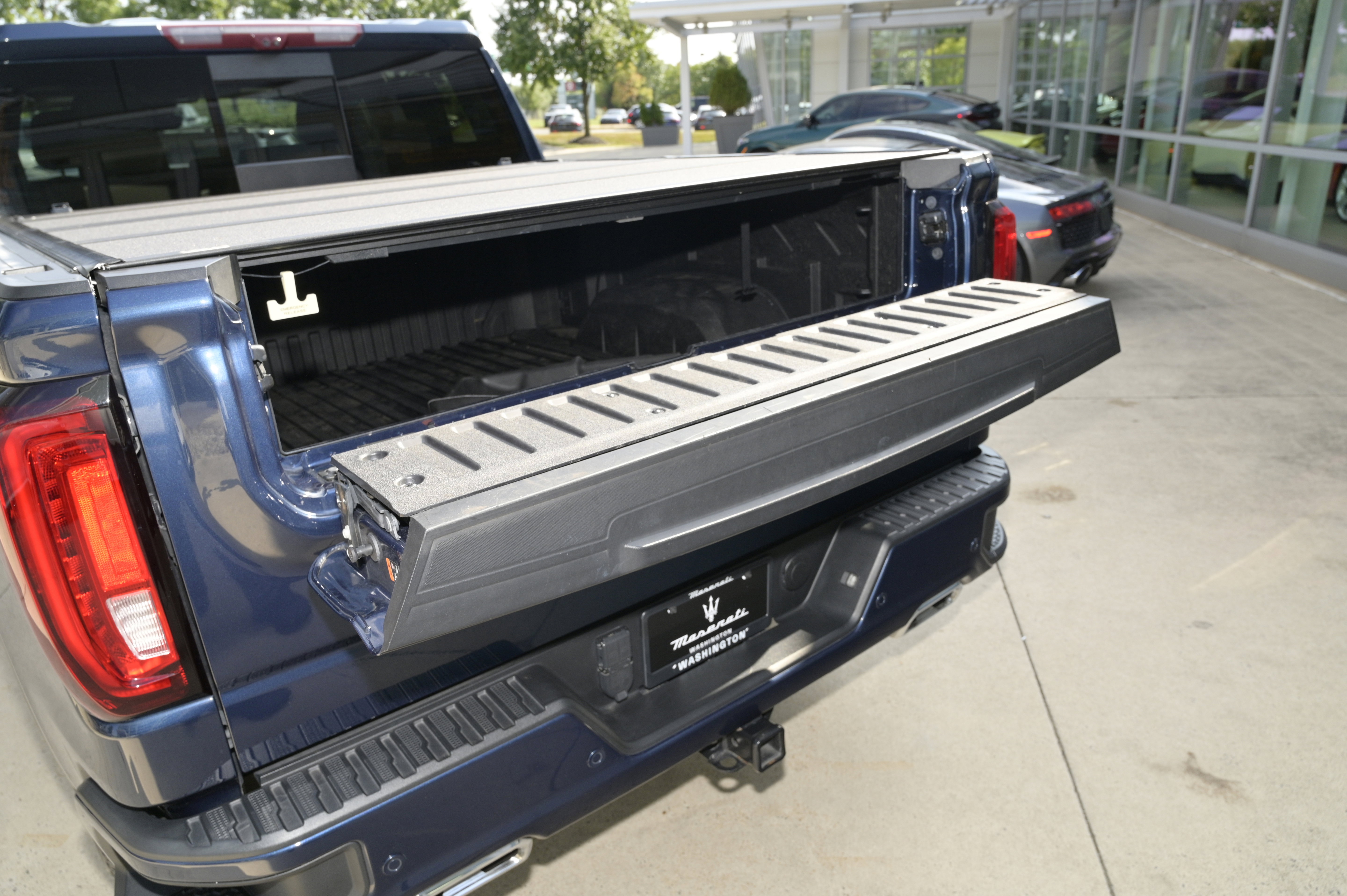 Used 2023 GMC Sierra 1500 Denali w/ Denali Reserve Package image 41