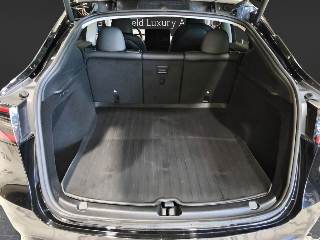 Used 2023 Tesla Model Y Long Range image 6