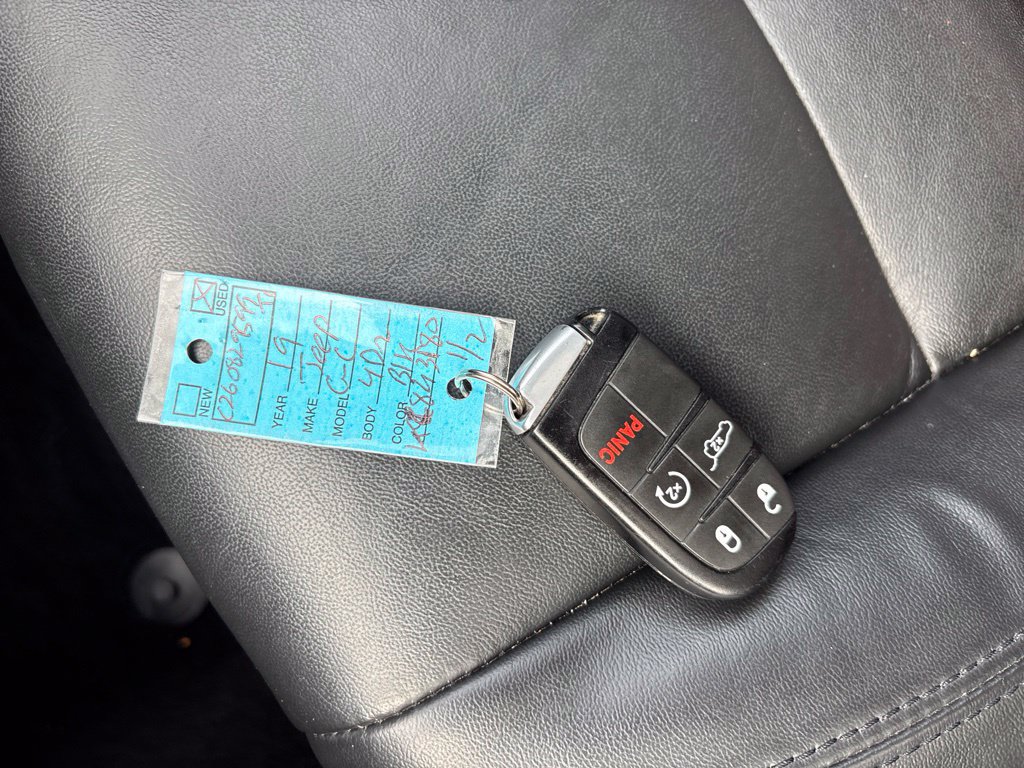 Used 2019 Jeep Grand Cherokee Limited w/ Trailer Tow Group IV AWD/4WD image 35