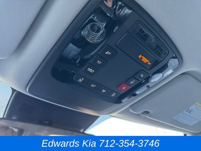 New 2026 Kia Carnival EX image 25