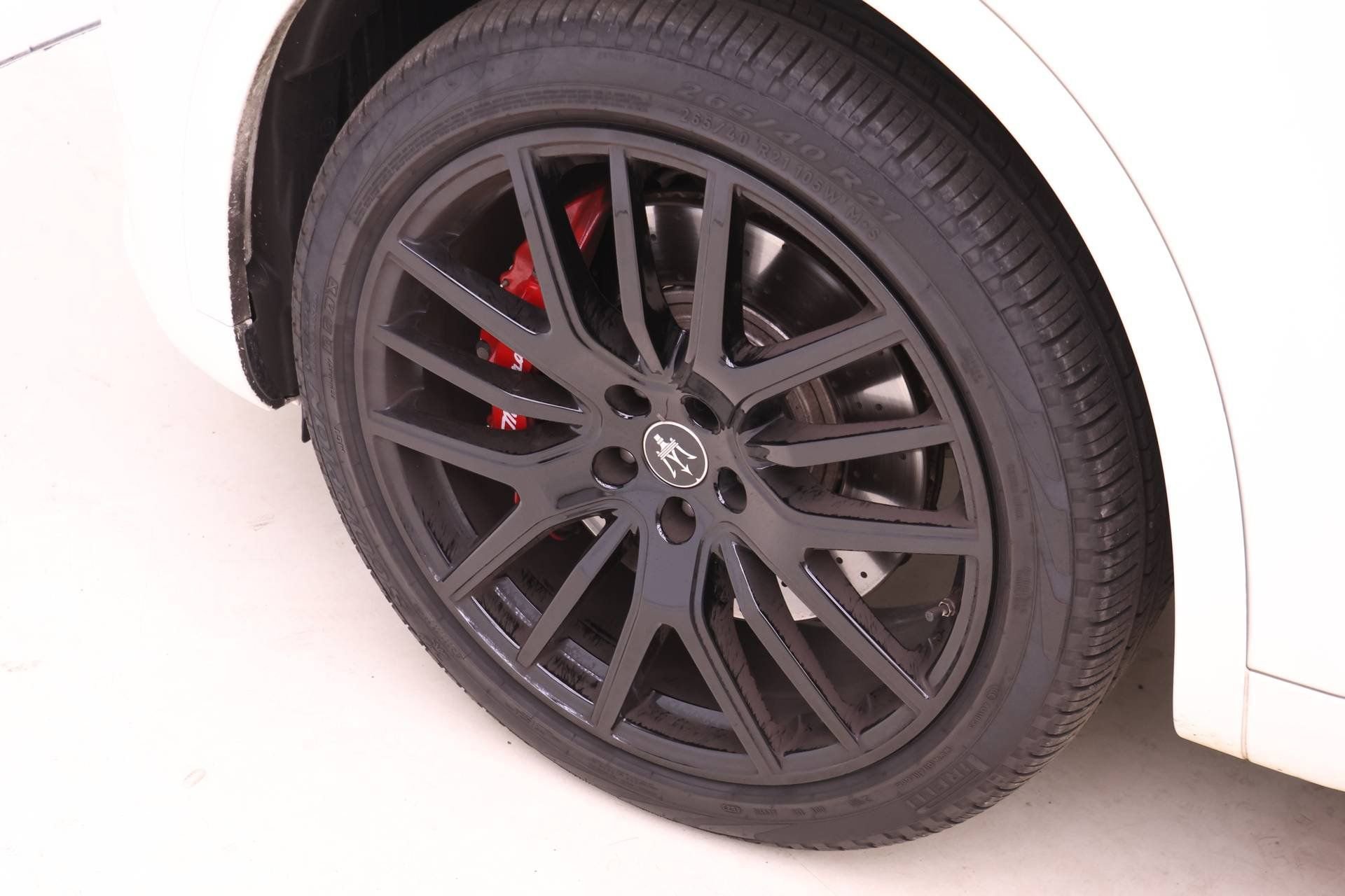 Used 2024 Maserati Levante Modena Ultima image 24